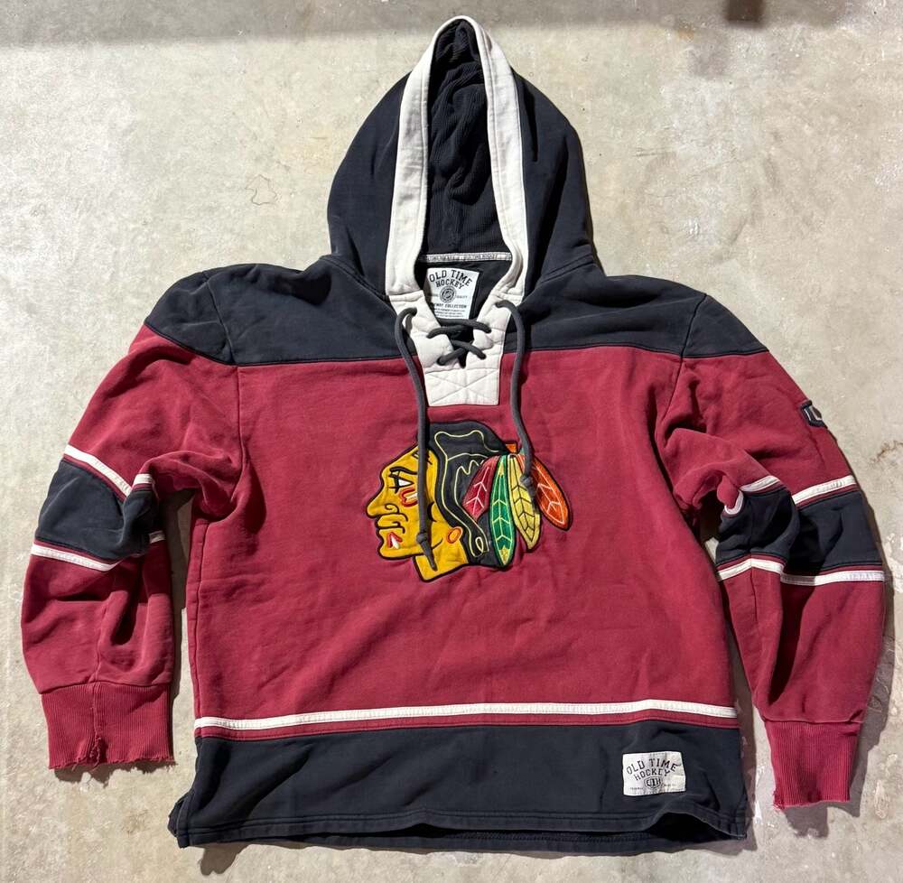 Old Time Hockey Chicago Blackhawks Causeway Collection Lace-Up Jersey Hoodie